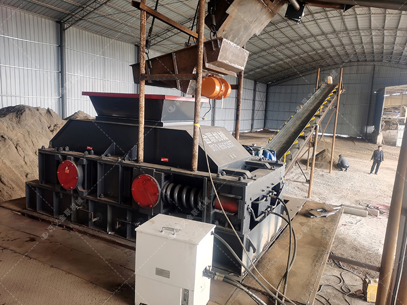鵝卵石對輥破碎機(jī)介紹，為什么選擇金聯(lián)機(jī)械？